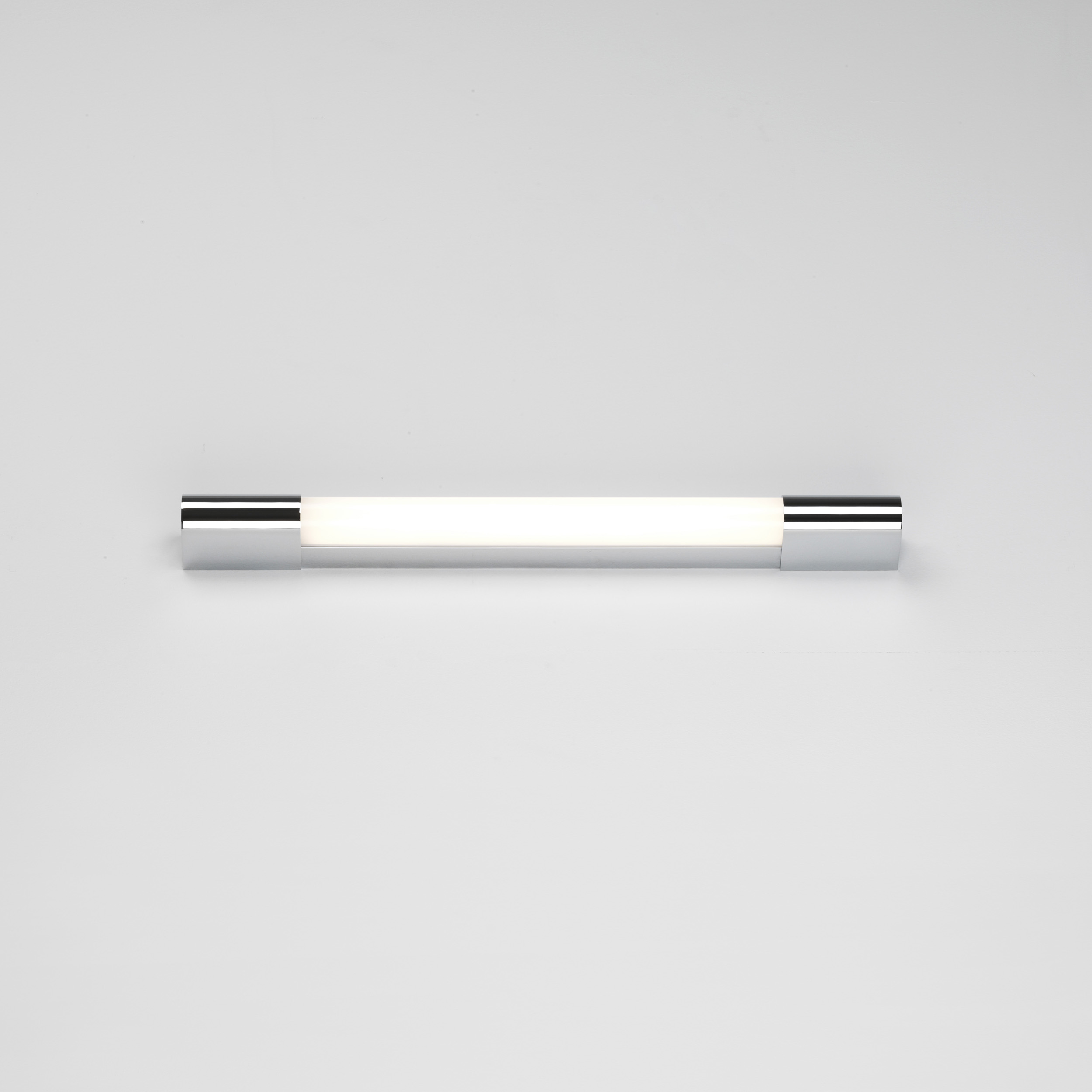 Astro Palermo 600 LED wandlamp 3000K chroom