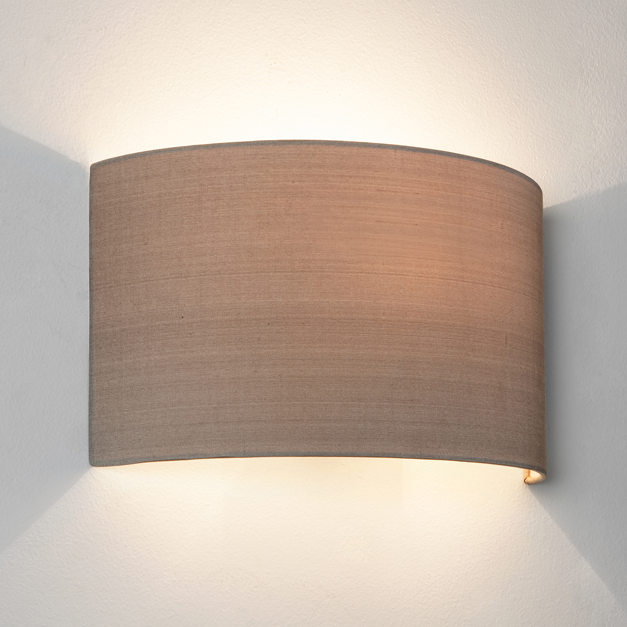 Astro Kap Cambria 180 taupe zijde