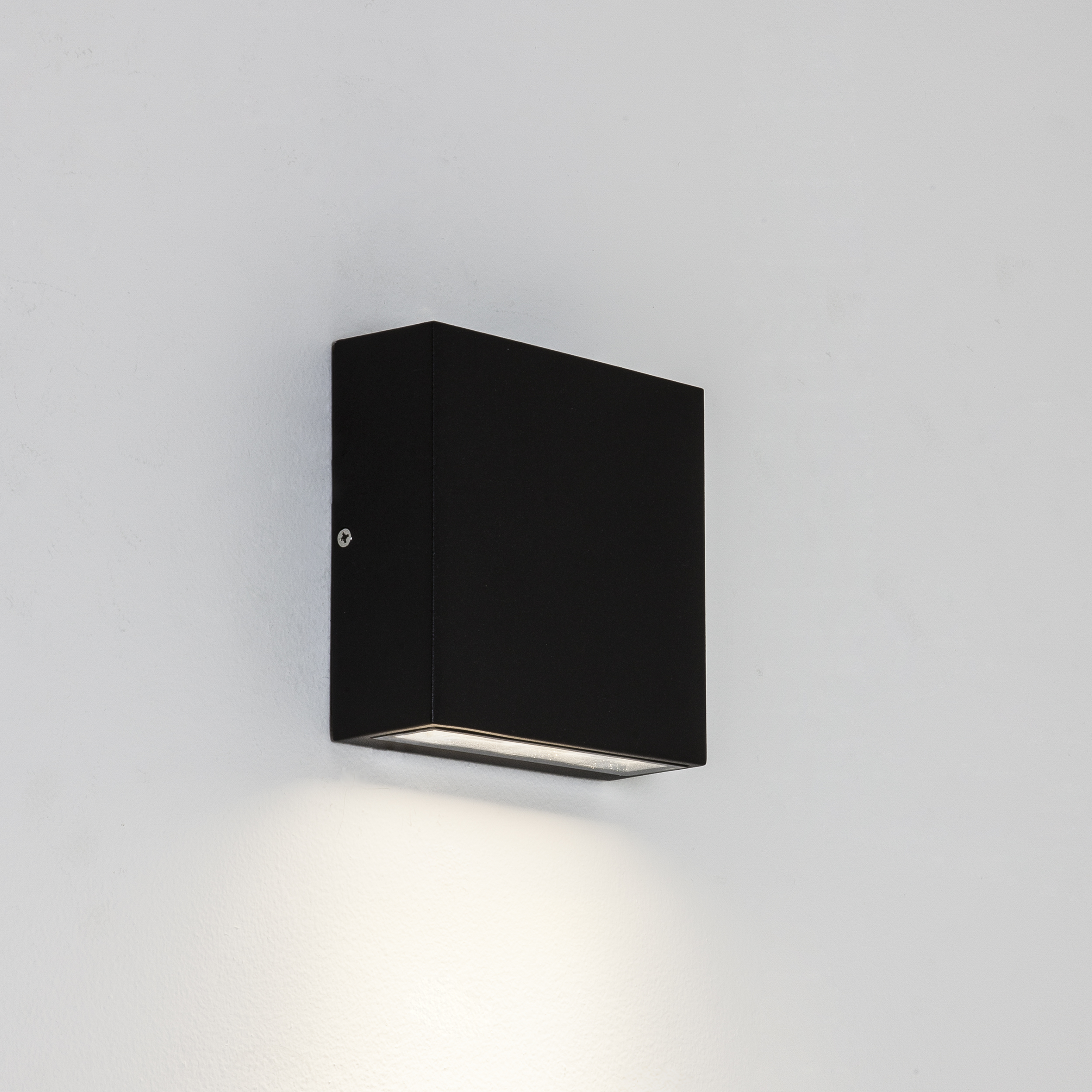 Astro Elis Single LED buiten wandlamp 3000K structuur zwart