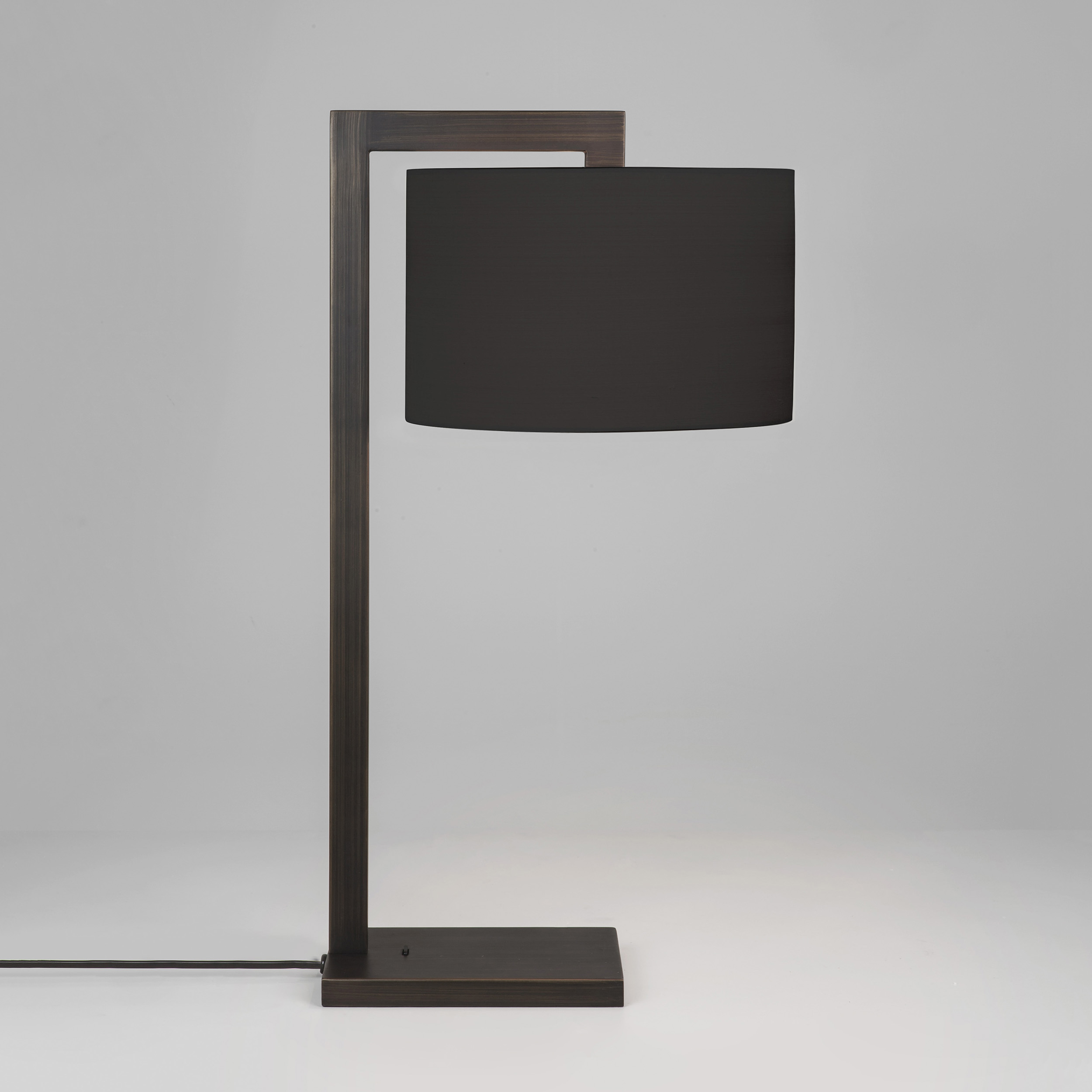 Astro Ravello tafellamp brons