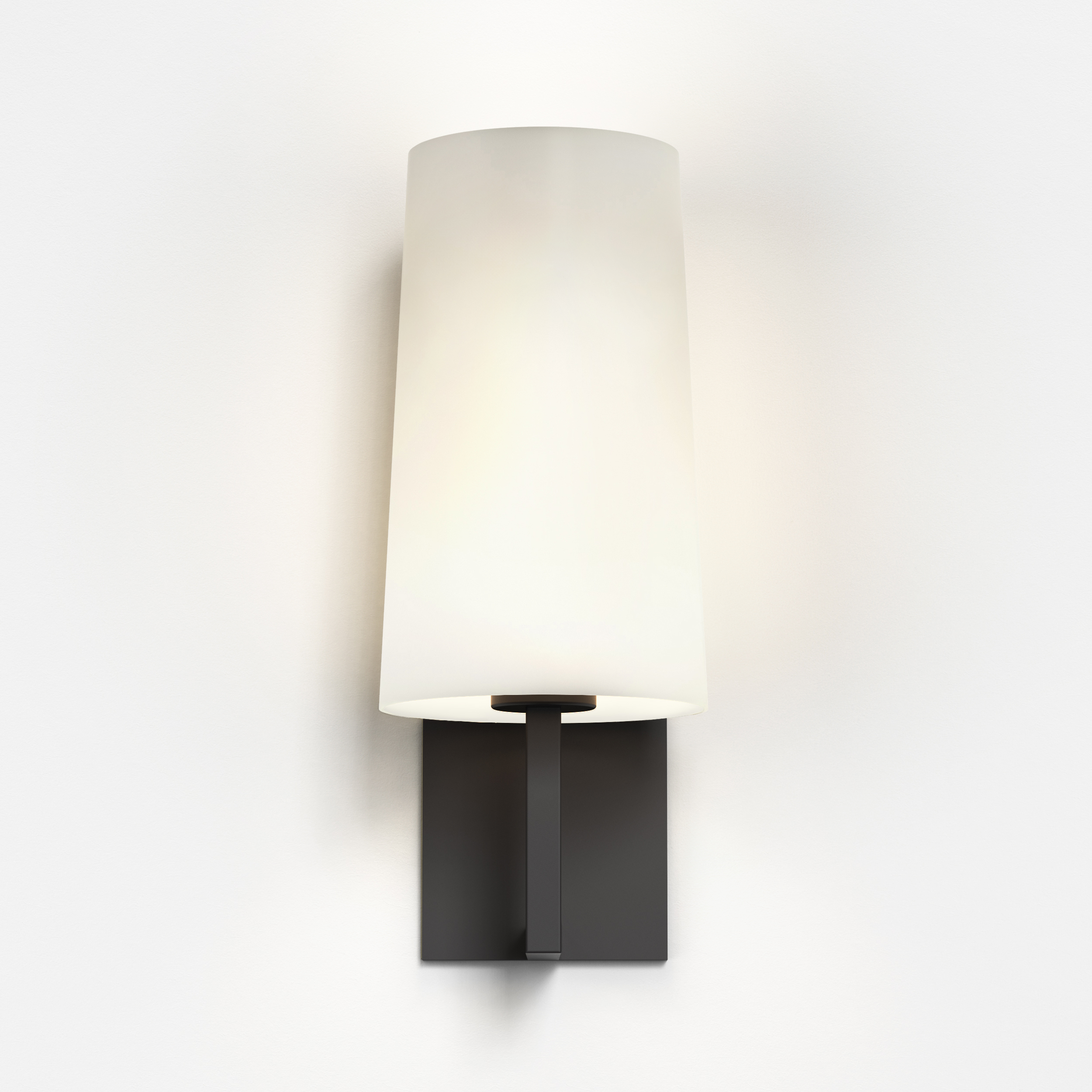 Kap Cone 245 WL mat wit  glas (geen stof)